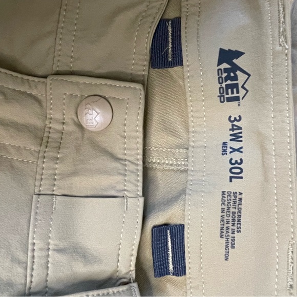 REI Pants Rei Co Op Mens Pants Khaki Campinghiking Pants Size 34 X